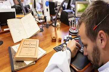 深圳积家名表维修服务中心